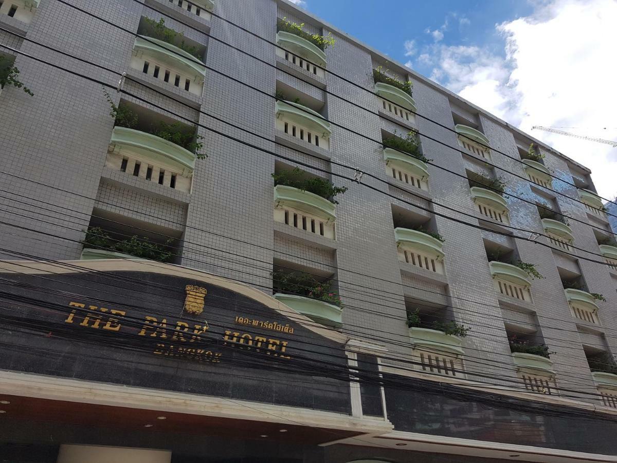 The Park Hotel Sukhumvit 7 Bangkok Exterior photo